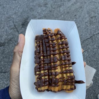 Churro Masters - Chocolate drizzled churros - Food Trucks Near Me Churro Masters - Chocolate drizzled churros - Food Trucks Near Me