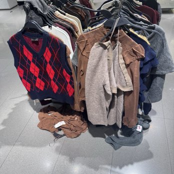 Zara - Men's Clothing Near Me - Walnut Creek, California