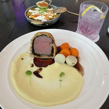 Gordon Ramsay Hell's Kitchen - Beef Wellington - New American Near Me - Miami, Florida Gordon Ramsay Hell's Kitchen - Beef Wellington - New American Near Me - Miami, Florida