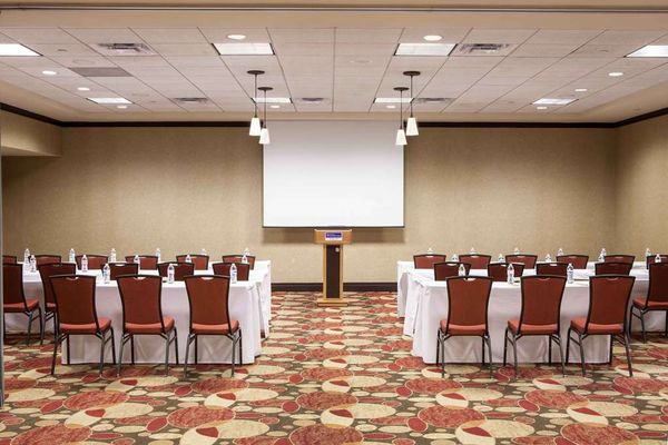 Hilton Garden Inn El Paso / University by null
