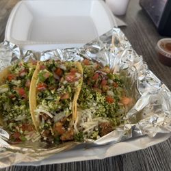 Ventura Market - Lunch special carne asada tacos and a large drink. Super value!
