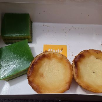 Bake & Che - Two Banh Da Lon Sau Rieng (Durian Pandan Layers) and two Banh Khoai Mi (Cassava) - Desserts Near Me - Westminster, California