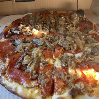 LouEddie's Pizza - LouEddie special (but only mushrooms on half) - Pizza Near Me - Skyforest, California LouEddie's Pizza - LouEddie special (but only mushrooms on half) - Pizza Near Me - Skyforest, California