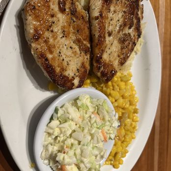 Cheddar's Scratch Kitchen - Lemon Pepper Chicken - American Near Me - Humble, Texas