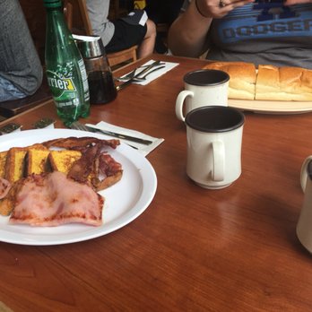 Broadway Deli & Bagels - Delis Near Me - New York, New York Broadway Deli & Bagels - Delis Near Me - New York, New York