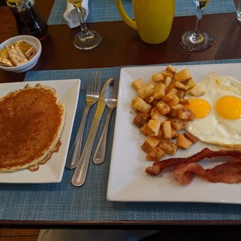 Brunch - Breakfast & Brunch Near Me - Milwaukee, Wisconsin