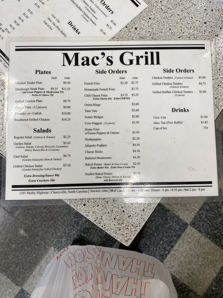 Mac's Grill Logo
