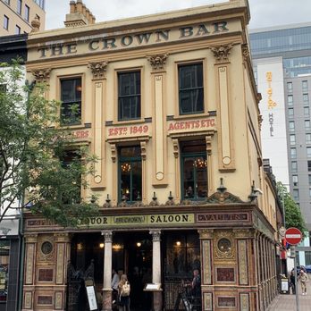 The Crown Liquor Saloon - Pubs Near Me - Belfast, BFS