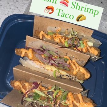 Earls Kitchen + Bar - Sushi shrimp taco - New American Near Me - Miami, Florida Earls Kitchen + Bar - Sushi shrimp taco - New American Near Me - Miami, Florida