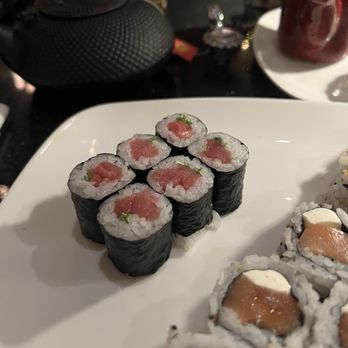 Grace's Mandarin - Toro roll - Asian Fusion Near Me - Oxon Hill, Maryland
