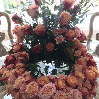 Belden's Florist - Thank you to Armine and Christine for making such a beautiful memorial wreath for my Mother's service. - Florists Near Me - West Palm Beach, Florida