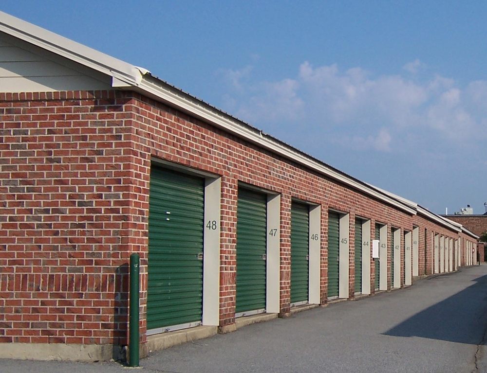 AMERICAN FLAG SELF STORAGE Updated August 2024 2376 Hickswood Rd