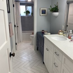 Bathroom done by EZ Tile. Bathroom done by EZ Tile.