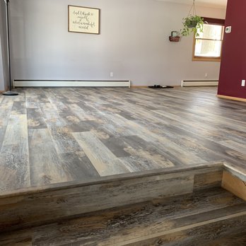 Flawless Flooring - Entry - Flooring Near Me - New Berlin, Wisconsin