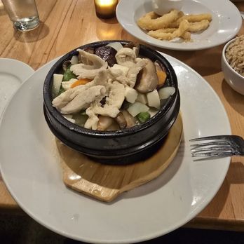 Gingerootz Asian Grille - Tofu Hot Pot - Asian Fusion Near Me - Appleton, Wisconsin