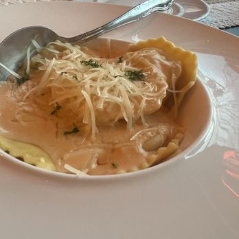 Le Boeuf - Ravioli Lobster Bisque - French Near Me - Salt Lake City, Utah