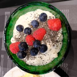 Juliette - Oatmeal