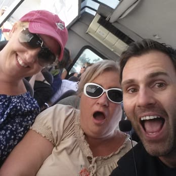 TMZ Tours - Our fun guide - Bus Tours Near Me - Hollywood, California TMZ Tours - Our fun guide - Bus Tours Near Me - Hollywood, California