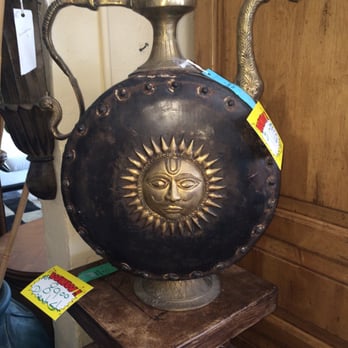 A Summer Place Consignment - Dragon vase - Home Decor Near Me - Deerfield Beach, Florida