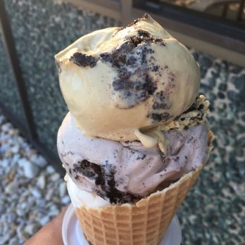 Half Pint Creamery - Cookies & Cream - Ice Cream & Frozen Yogurt Near Me - Gettysburg, Pennsylvania