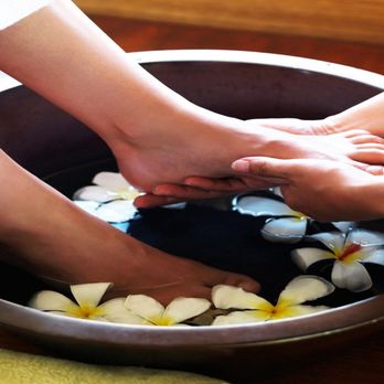 Hamden Spa Palace - we offer 10 to 15 mins foot bath before your reflexology massage - Massage Therapy Near Me - Hamden, Connecticut