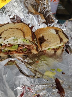 Ollie's Market & Deli by null