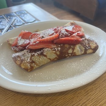 Mamas Cafe - Strawberry, Banana, and Nutella crepe - Mexican Near Me - Everett, Washington