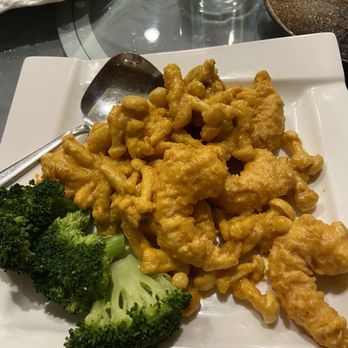 OOHU - Salty Egg Yolk Jumbo Shrimp - Szechuan Near Me - New York, New York