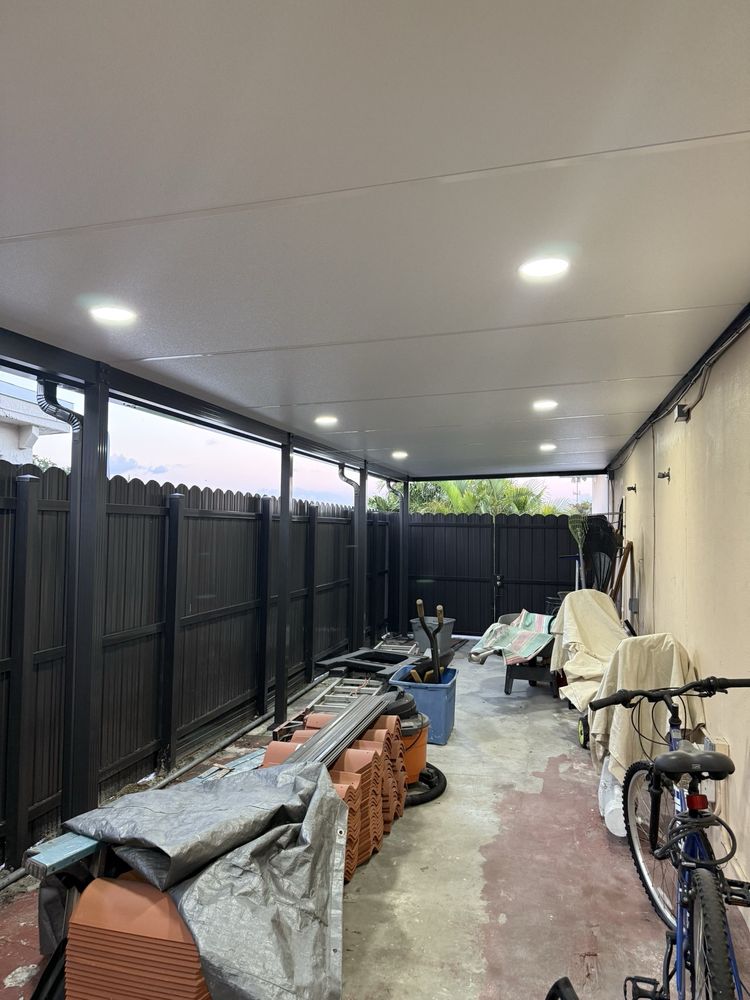 Slide of Universal Group