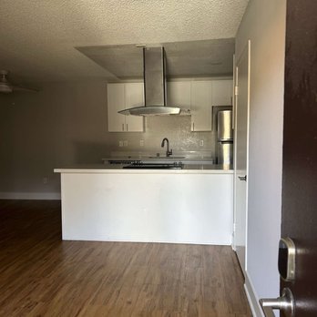 Hidden Cove - Kitchen - Apartments Near Me - Escondido, California