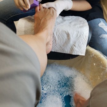 Studio Diva Salon & Spa - My feet are happy - Nail Salons Near Me - Brooklyn Heights, New York Studio Diva Salon & Spa - My feet are happy - Nail Salons Near Me - Brooklyn Heights, New York