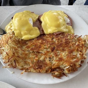 Pops Cafe - Eggs Benedict - Cafes Near Me - Santa Ana, California Pops Cafe - Eggs Benedict - Cafes Near Me - Santa Ana, California
