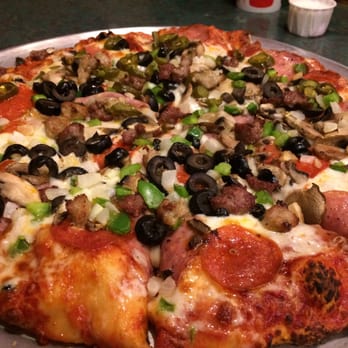 Toppers Pizza Place - Pizza with everything - Pizza Near Me - Camarillo, California Toppers Pizza Place - Pizza with everything - Pizza Near Me - Camarillo, California
