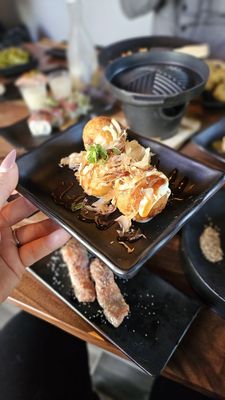 Kan Sushi by null