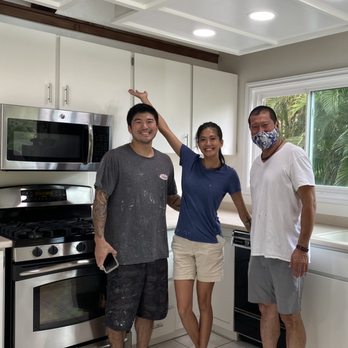 NHance Oahu - Our kitchen looks so spacious and up to date! - Cabinetry Near Me NHance Oahu - Our kitchen looks so spacious and up to date! - Cabinetry Near Me