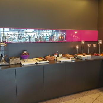 Laholmen Hotell AB - Lounge serving - Hotels Near Me - Strömstad, O