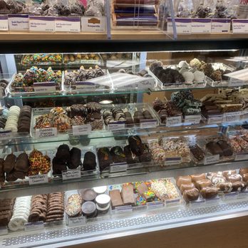 Rocky Mountain Chocolate Factory - Chocolatiers & Shops Near Me - Bloomington, Minnesota