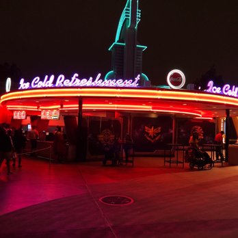 Hollywood Lounge - Hollywood Lounge With No Signage! - Beverage Store Near Me