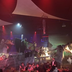 Le Repère des Pirates - La salle