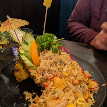 Chiang Mai - Shrimp pineapple fried rice - Thai Near Me - Toronto, Ontario Chiang Mai - Shrimp pineapple fried rice - Thai Near Me - Toronto, Ontario