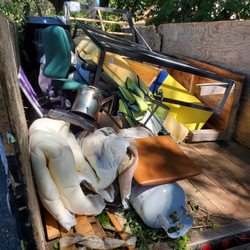 Orea's Removal Services - Trash outs  junk removal  and more 6518082705