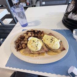 Northend Grill - Eggs Benedict. Next time I'll try with sweet potato fries.