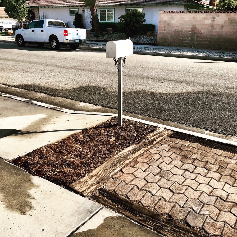 Greenbee Landscape - Mailbox area - Landscaping Near Me - Palmdale, California