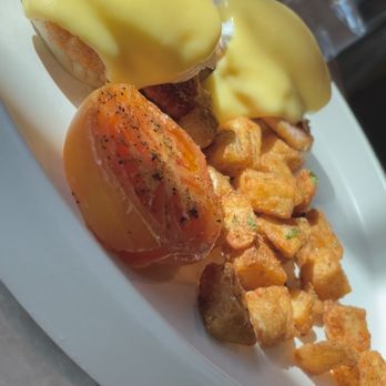 LOUIX LOUIS - Eggs Benedict - Cocktail Bars Near Me - Toronto, Ontario LOUIX LOUIS - Eggs Benedict - Cocktail Bars Near Me - Toronto, Ontario