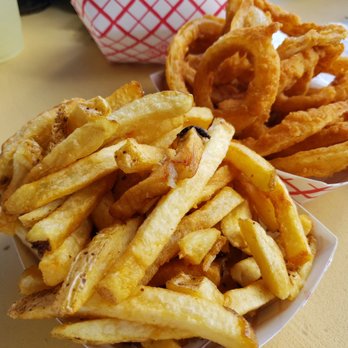 Belles - Fries and onion rings - American Near Me - Watertown, Massachusetts Belles - Fries and onion rings - American Near Me - Watertown, Massachusetts