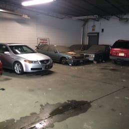 The car pick up and return area at a downtown Newark, NJ Enterprise. The car pick up and return area at a downtown Newark, NJ Enterprise.