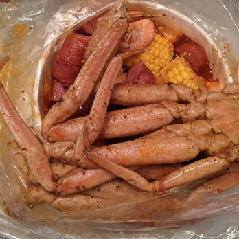Juicy Seafood Truck - Snow Crabs, Sausage, potatoes, Corn on the cob, Shrimp - Seafood Near Me - Jacksonville, Florida Juicy Seafood Truck - Snow Crabs, Sausage, potatoes, Corn on the cob, Shrimp - Seafood Near Me - Jacksonville, Florida