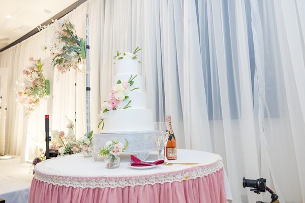Van’s Bakery by null