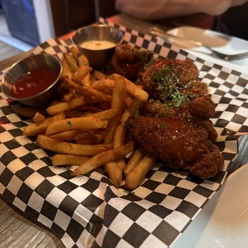 Caffe Concerto - Wings - Pizza Near Me - Los Angeles, California