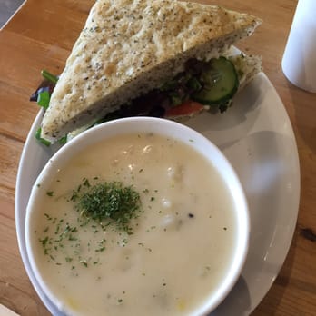The Bakehouse in Dundarave - Veggie sandwich and potato and leek soup - Bakeries Near Me - Vancouver, British Columbia